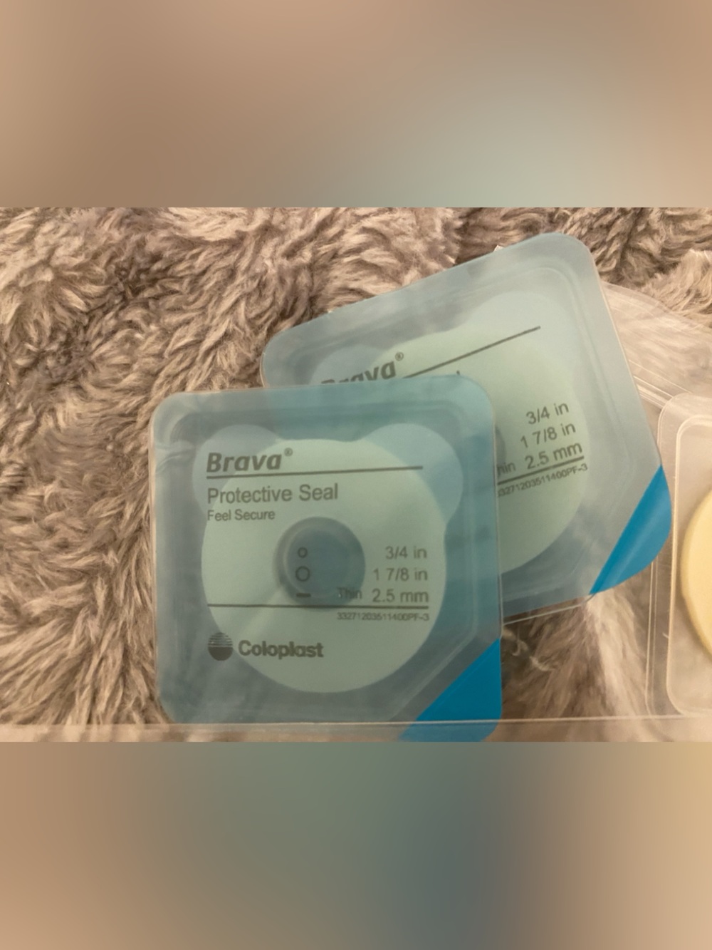 Ostomy Accessory Sample Set - Picture 6 of 8